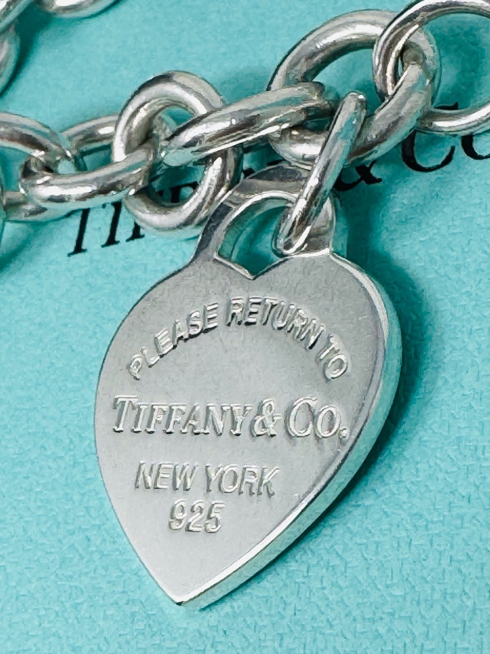 Authentic Tiffany & Co. Enamel Blue Return To Heart Tag Charm Bracelet - Picture 3 of 9